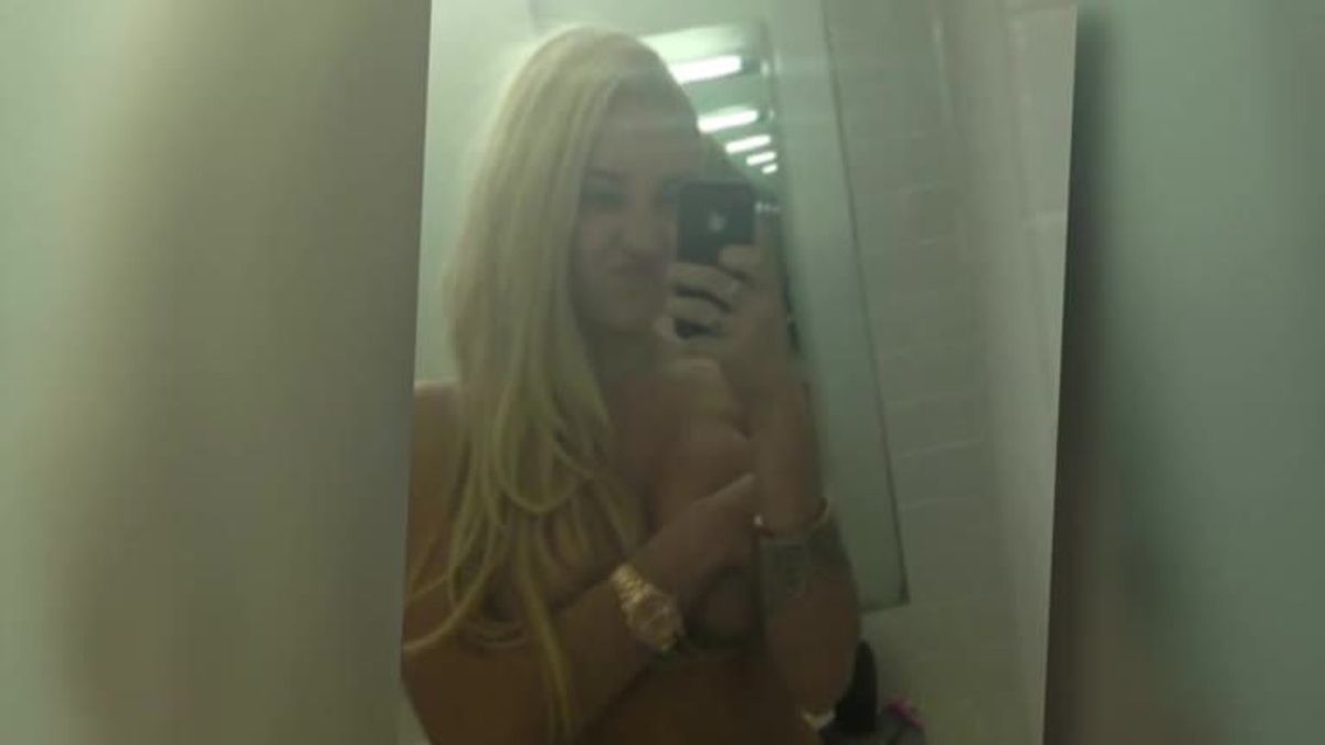Amanda Bynes Oben-Ohne