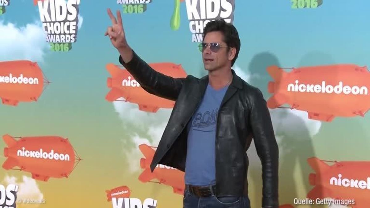 Kids Choice Awards: Schleimdusche für John Stamos