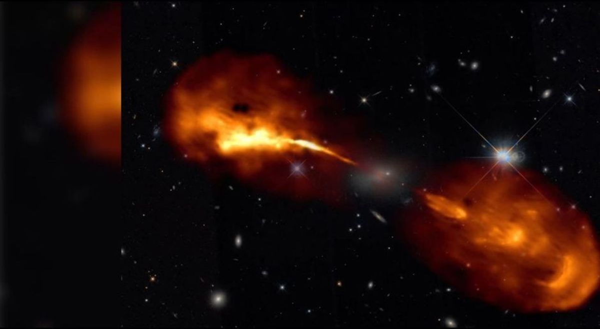 Sensationelle Aufnahmen: Erste gestochen scharfe Bilder von schwarzen Löchern & Galaxien