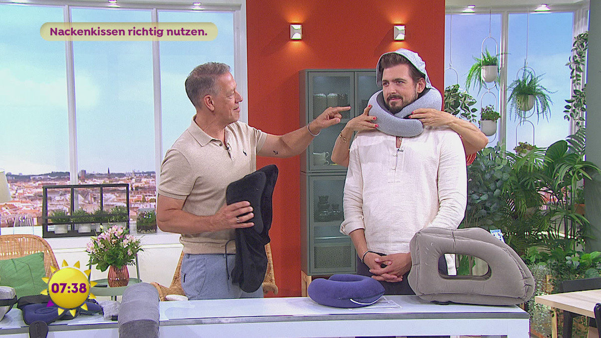 Nackenkissen richtig tragen: So geht's