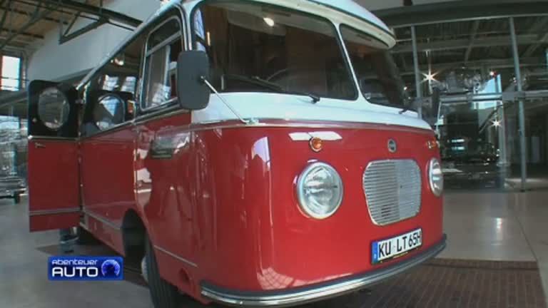 Nostalgiereise im Oldtimer-Wohnmobil - Caravan Salon 2011 | Kabel Eins